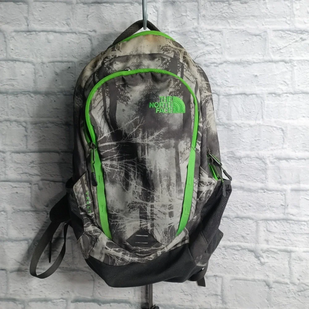 The North Face Vault Backpack Grey Green Tree Camo FlexVent Daypack s9